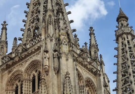 En la agujas de la Catedral está el número de Dios.
