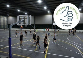 Las jugadoras del Saski Axular Beteranak, durante un entrenamiento.
