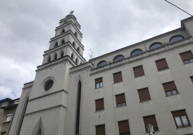 Imagen de la iglesia de San Ignacio de la capital berciana.