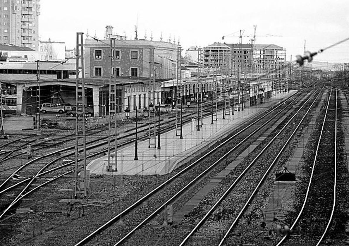 Imagen principal - Así era la ciudad de Logroño en 1998