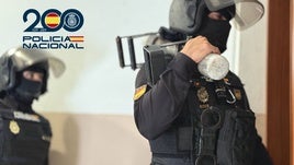 Detenido un matrimonio por vender droga en su piso en Logroño