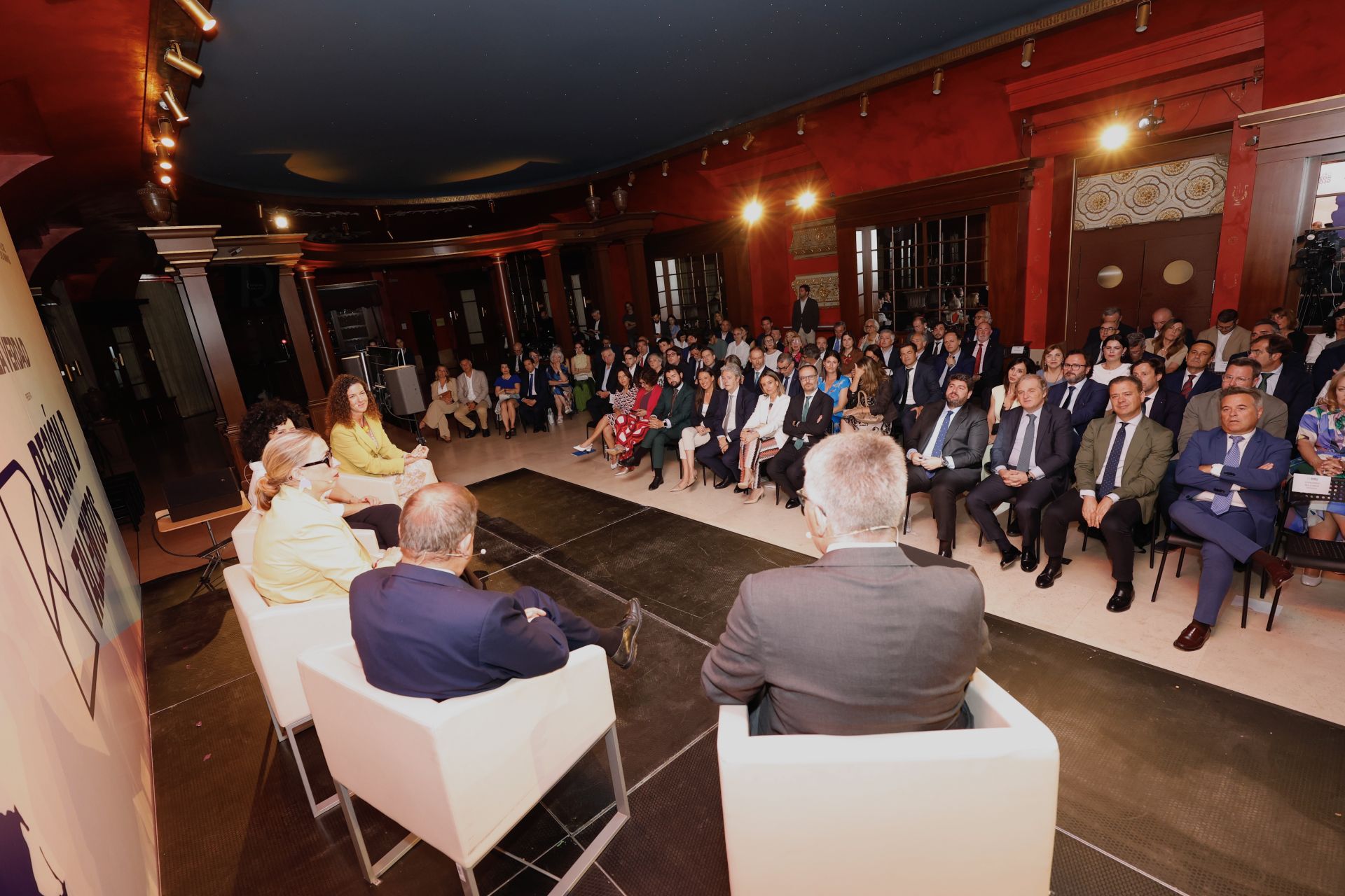 Las imágenes de la presentación de Región de Talentos en el Teatro Real de Madrid