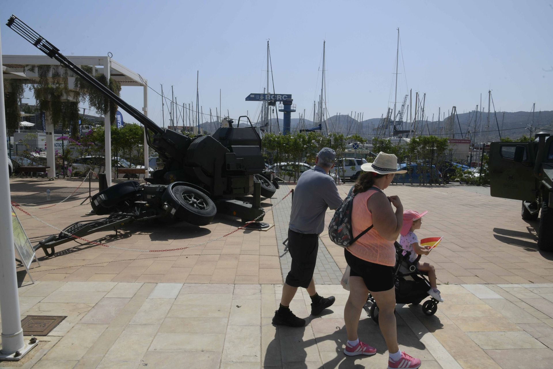 Día de las Fuerzas Armadas en Cartagena, en imágenes